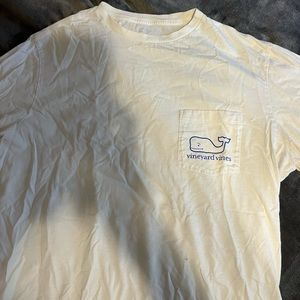 Vineyard Vines T shirt